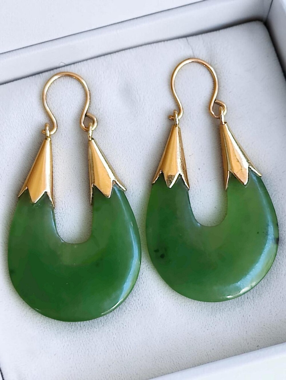 Vintage 14k Gold Jade Earrings